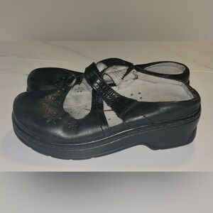 Klogs Black Carolina Mule Clogs